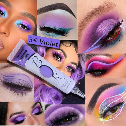 Tube de fard à paupières violet entouré de looks créatifs de maquillage pour les yeux violets et multicolores.