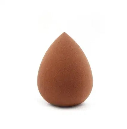 Beauty Blender: Votre Secret pour un Maquillage Impeccable - Café