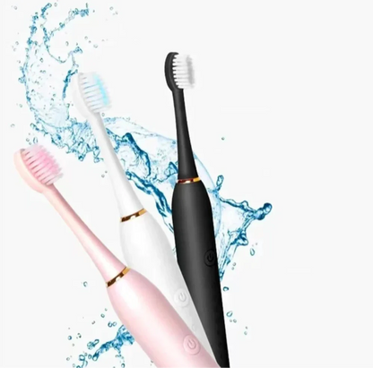 Brosses à dents électriques roses et noires avec effets d’éclaboussures d’eau.