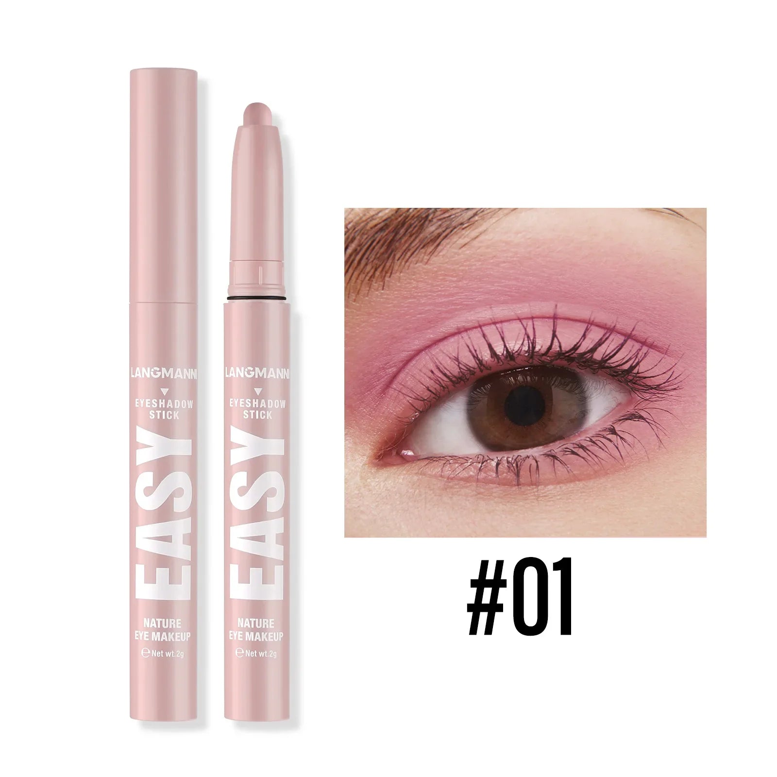 Bâton d’ombre à paupières rose avec une démonstration de maquillage des yeux assortie.