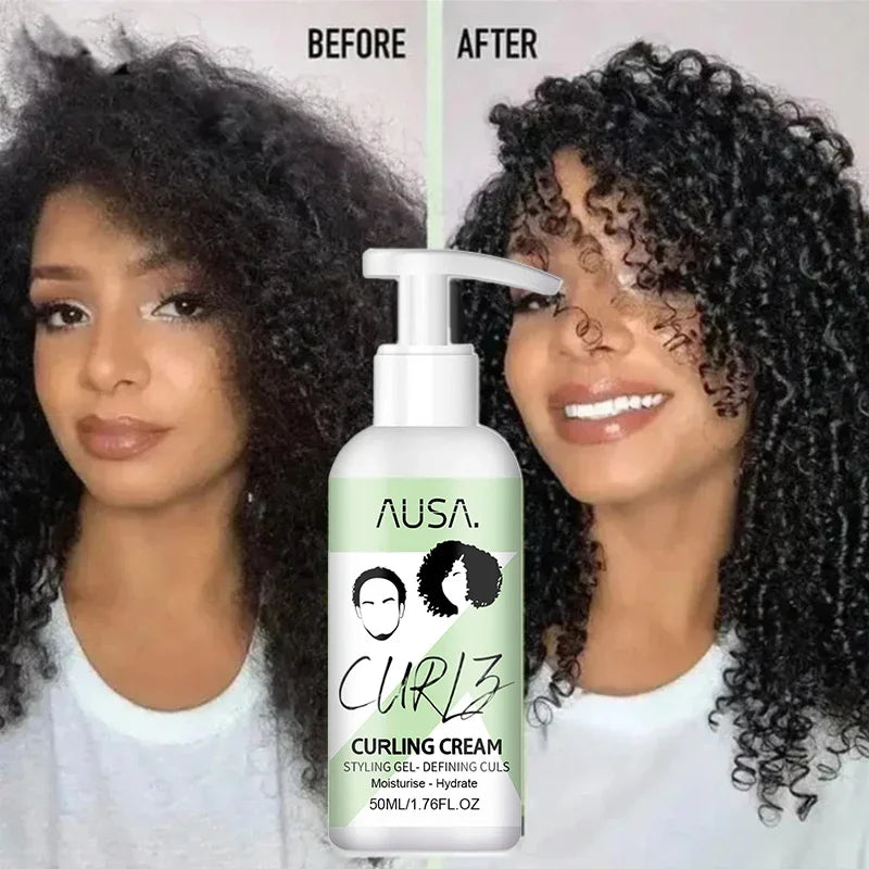 Flacon pompe blanc de la crème bouclante Curl3 de AUSA pour le coiffage des cheveux bouclés.