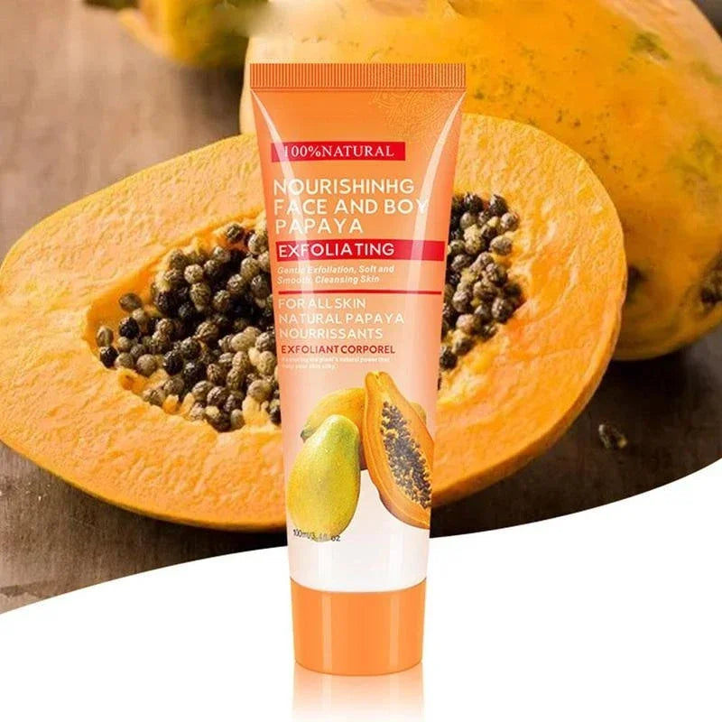 Tube de soin à la papaye de couleur orange contenant un exfoliant pour le visage et le corps.