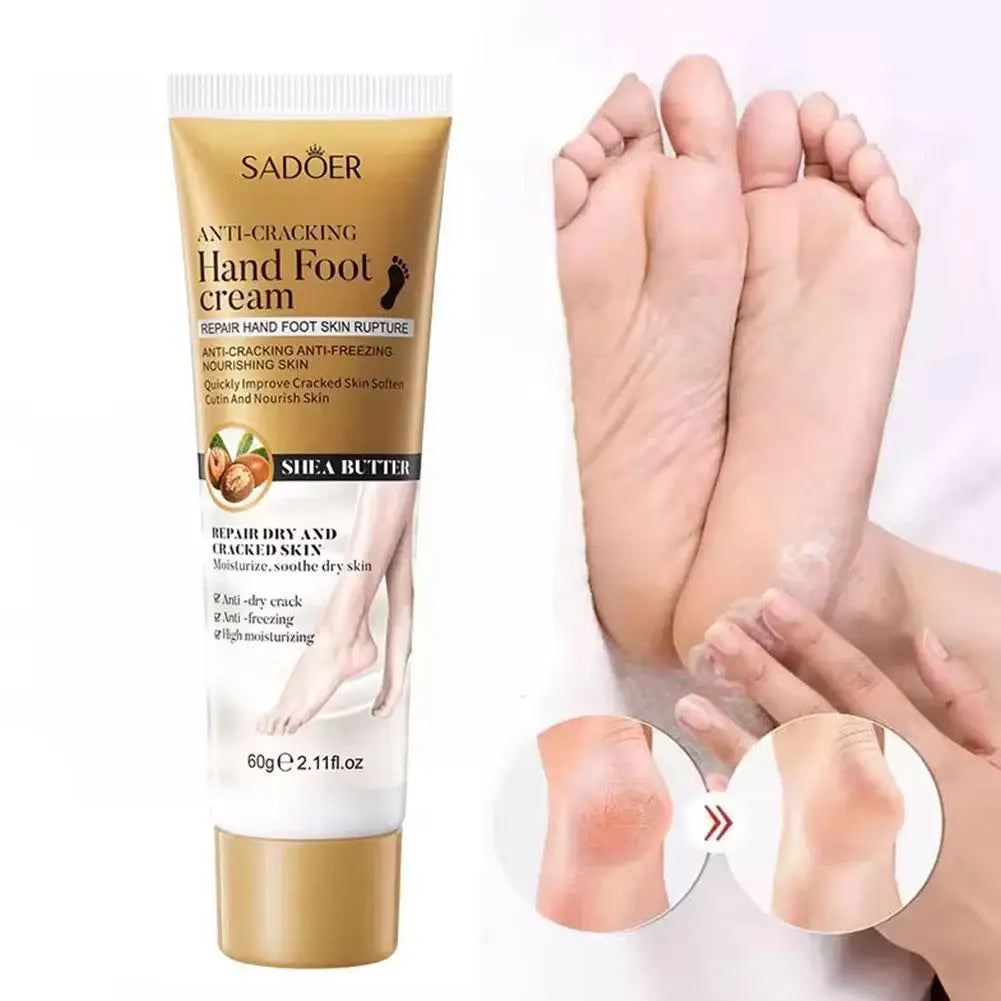 Tube de crème pour les mains et les pieds au beurre de karité de Sadoer, de couleur dorée.