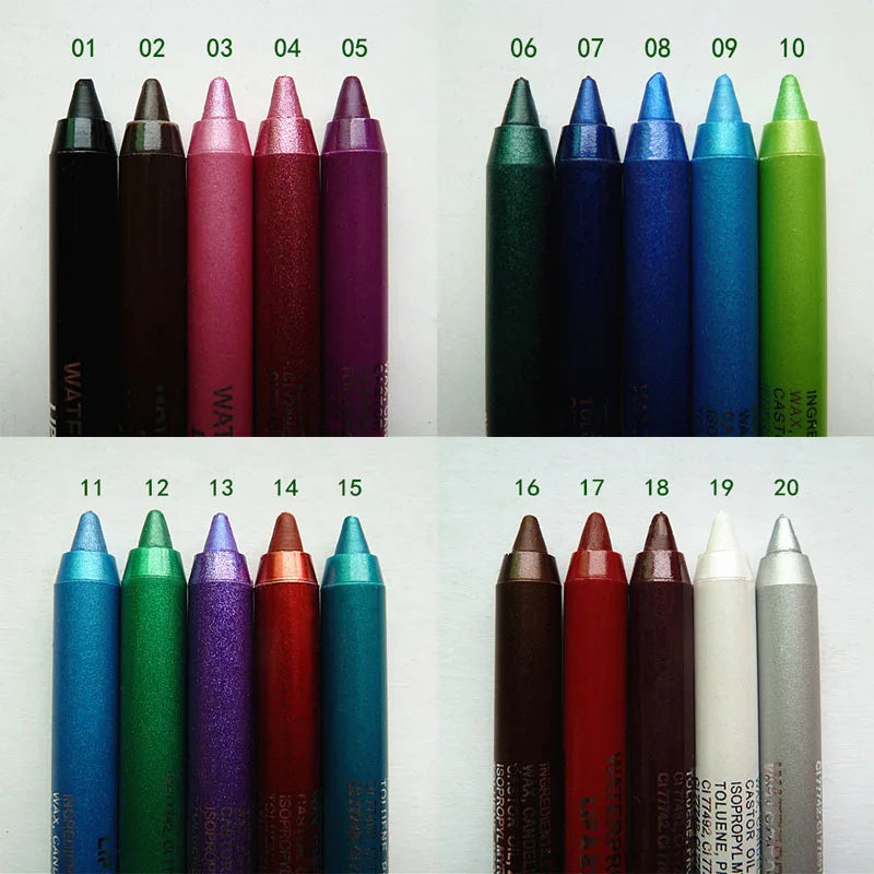 Collection de crayons eyeliner colorés disposés en rangées numérotées.