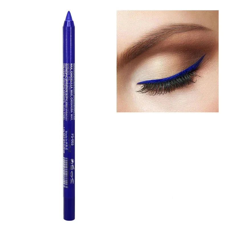 Crayon eyeliner bleu vif au fini métallique.