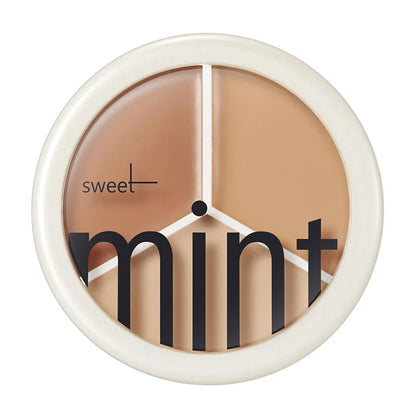 Horloge murale ronde avec texte ’sweet mint’ dans les tons marron et beige.