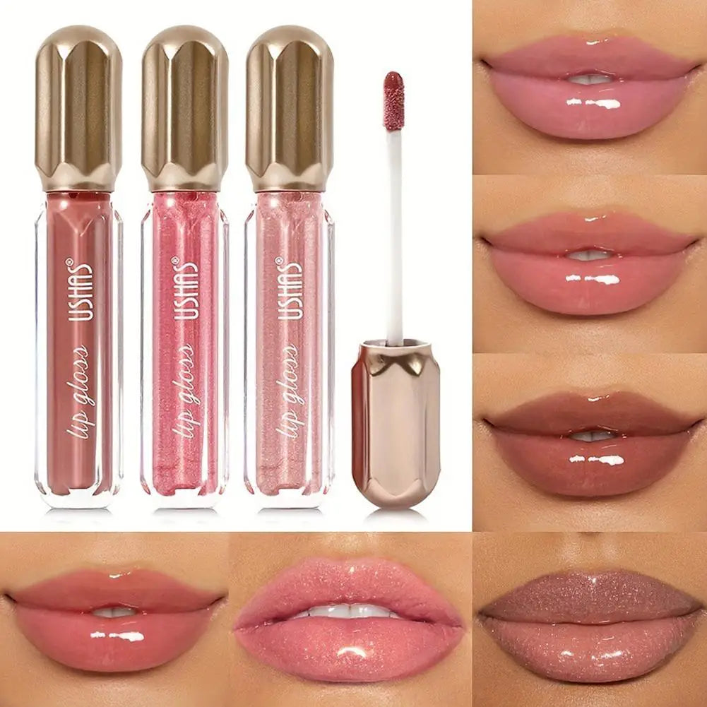 Trois tubes de gloss brillants dans un emballage métallique or rose avec des échantillons de lèvres correspondants montrant différentes teintes nude-rose.