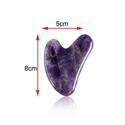 Cristal d’améthyste en forme de cœur avec annotations de mesures.