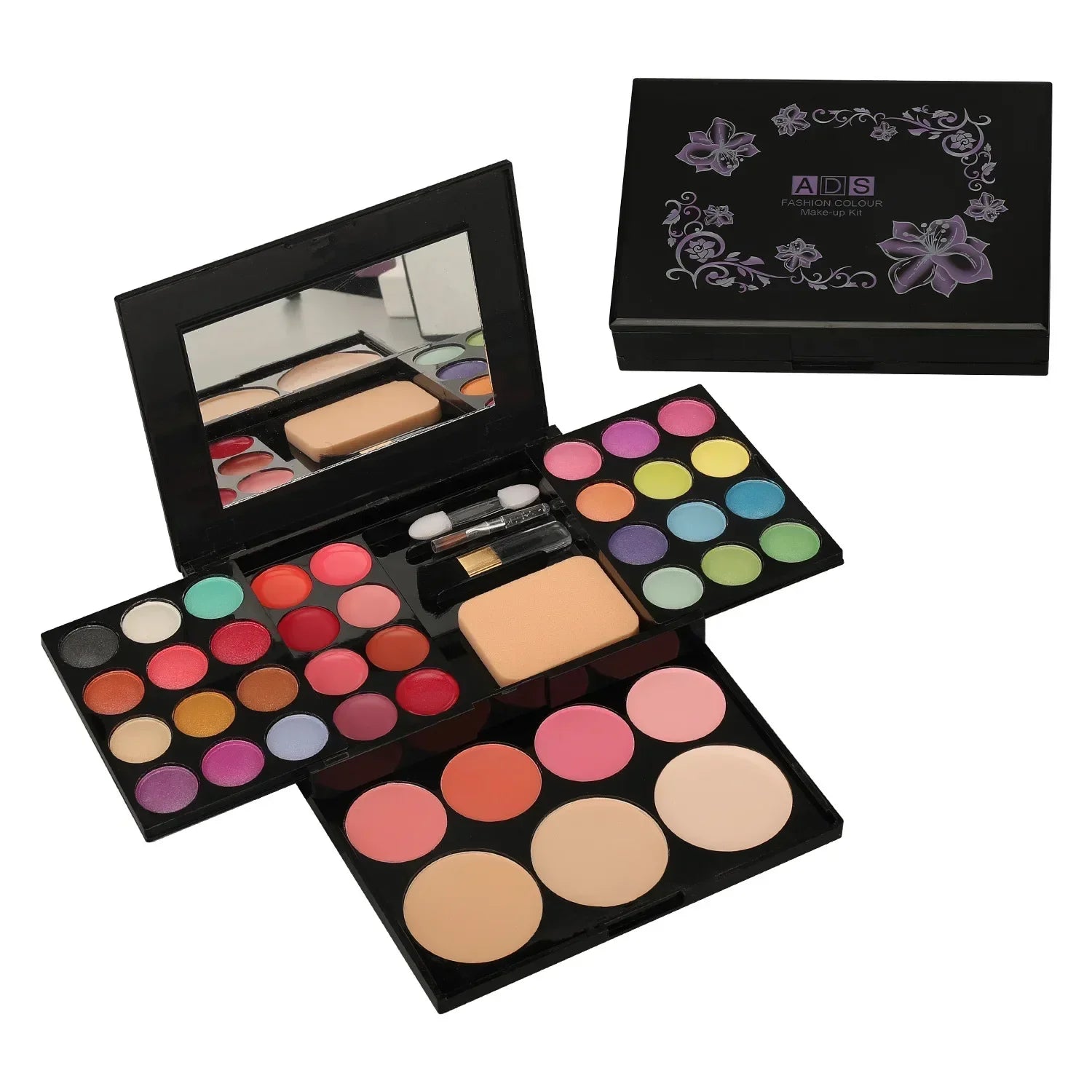 Palette de maquillage multicolore contenant des ombres à paupières, des fards à joues et des poudres pour le visage dans un boîtier noir.