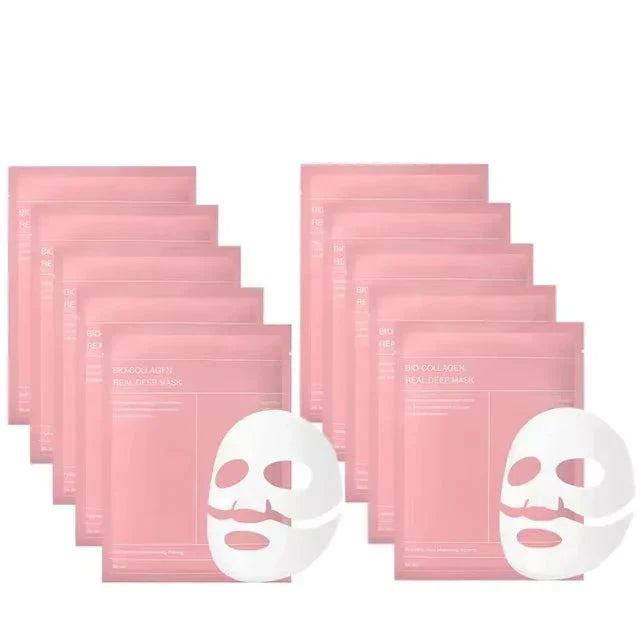 Masques de visage en feuilles roses avec modèles de masques blancs.