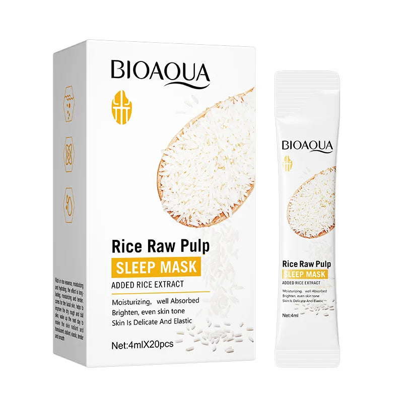 La boîte et le flacon de BIOAQUA Rice Raw Pulp Sleep Mask ont été conçus dans un emballage blanc et or.