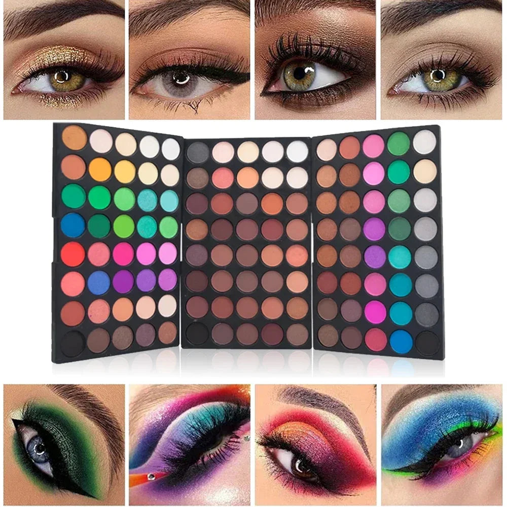 Palette d’ombres à paupières colorée avec plusieurs rangées de moules circulaires entourés de maquillages pour les yeux présentant diverses combinaisons de couleurs.