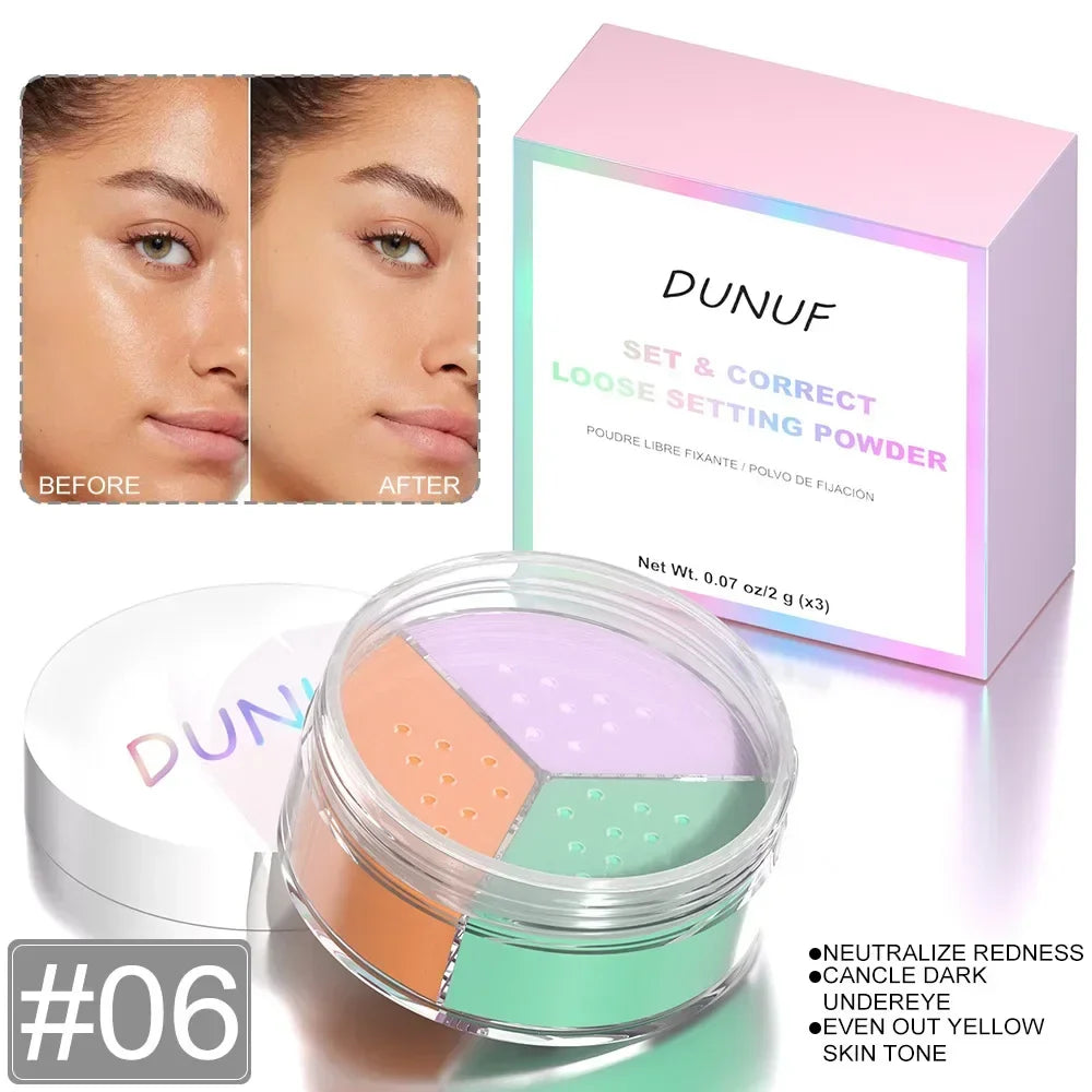 Poudre correctrice multicolore dans un compact au packaging holographique rose.