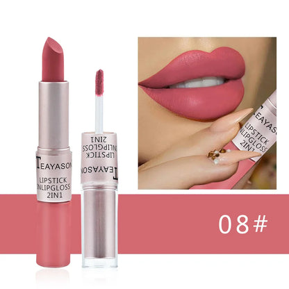 Combinaison de rouge à lèvres et de gloss rose avec la teinte 08.