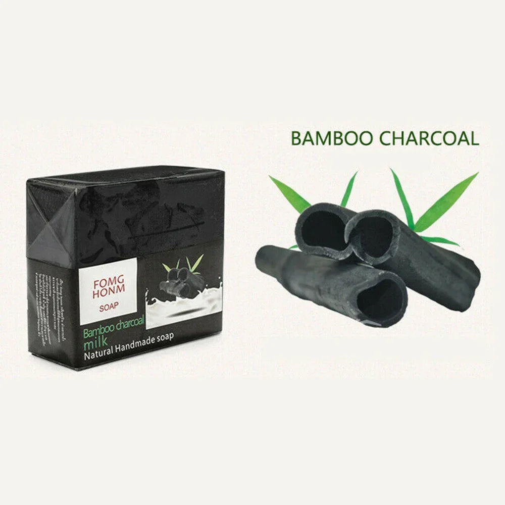 Savon noir au charbon de bambou avec son emballage.