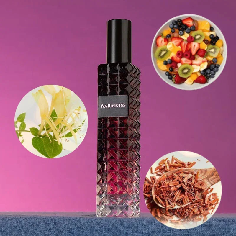 Flacon de parfum noir géométrique texturé avec un effet de dégradé allant du foncé au clair.