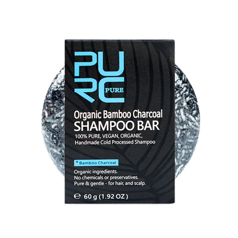 Barre de shampoing biologique au charbon de bambou avec emballage bleu et noir.