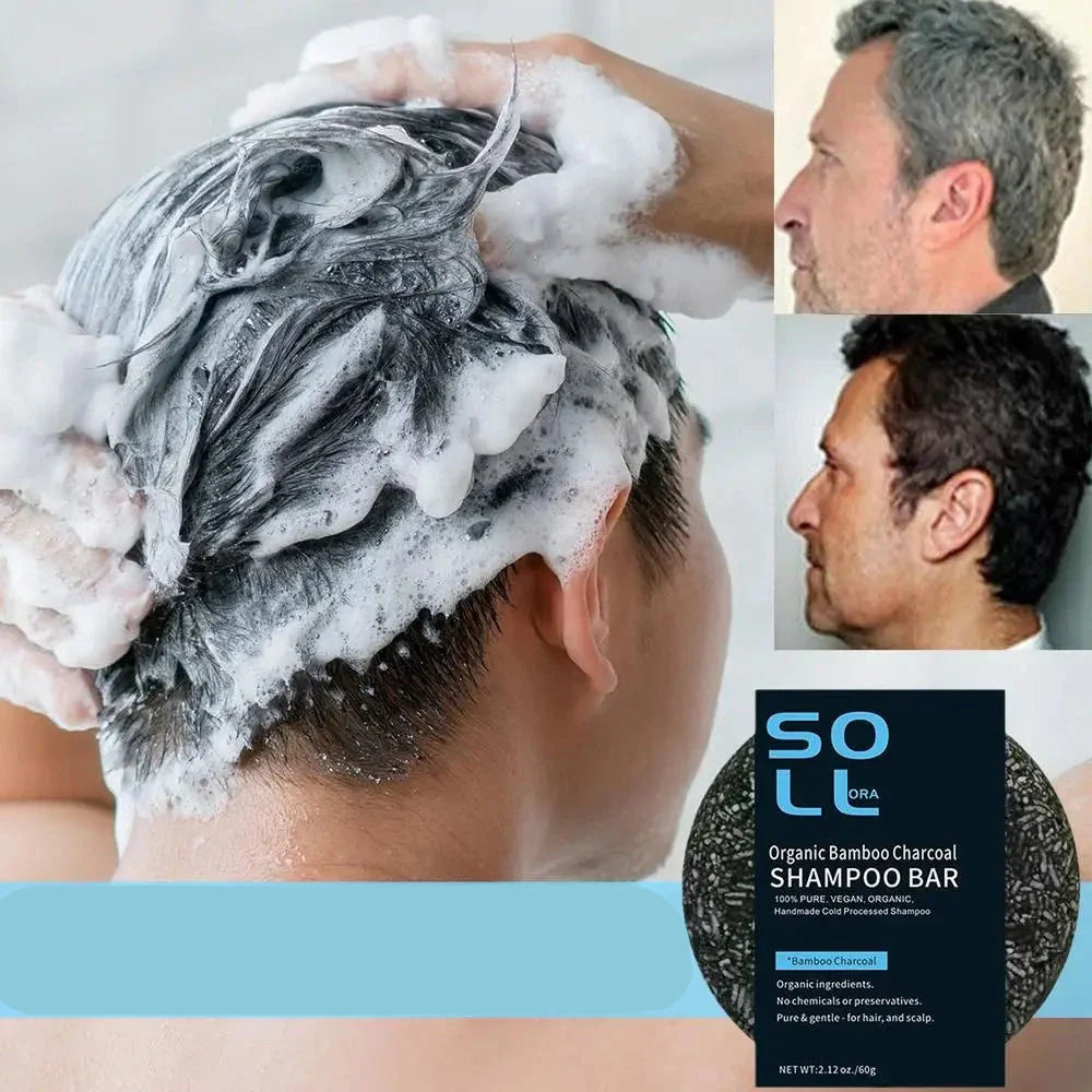 Barre de shampooing solide avec charbon actif pour le nettoyage des cheveux.